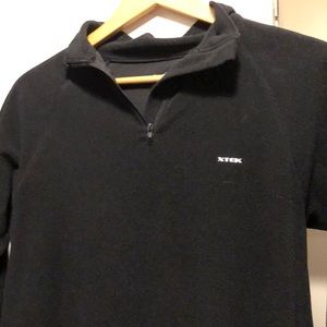 Black fleece pullover
